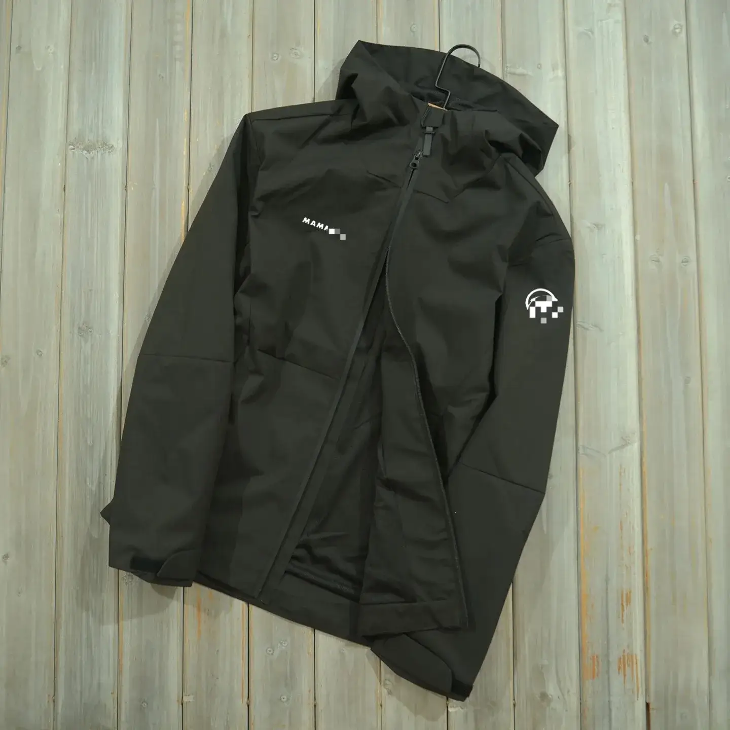 Mammut hooded windbreaker