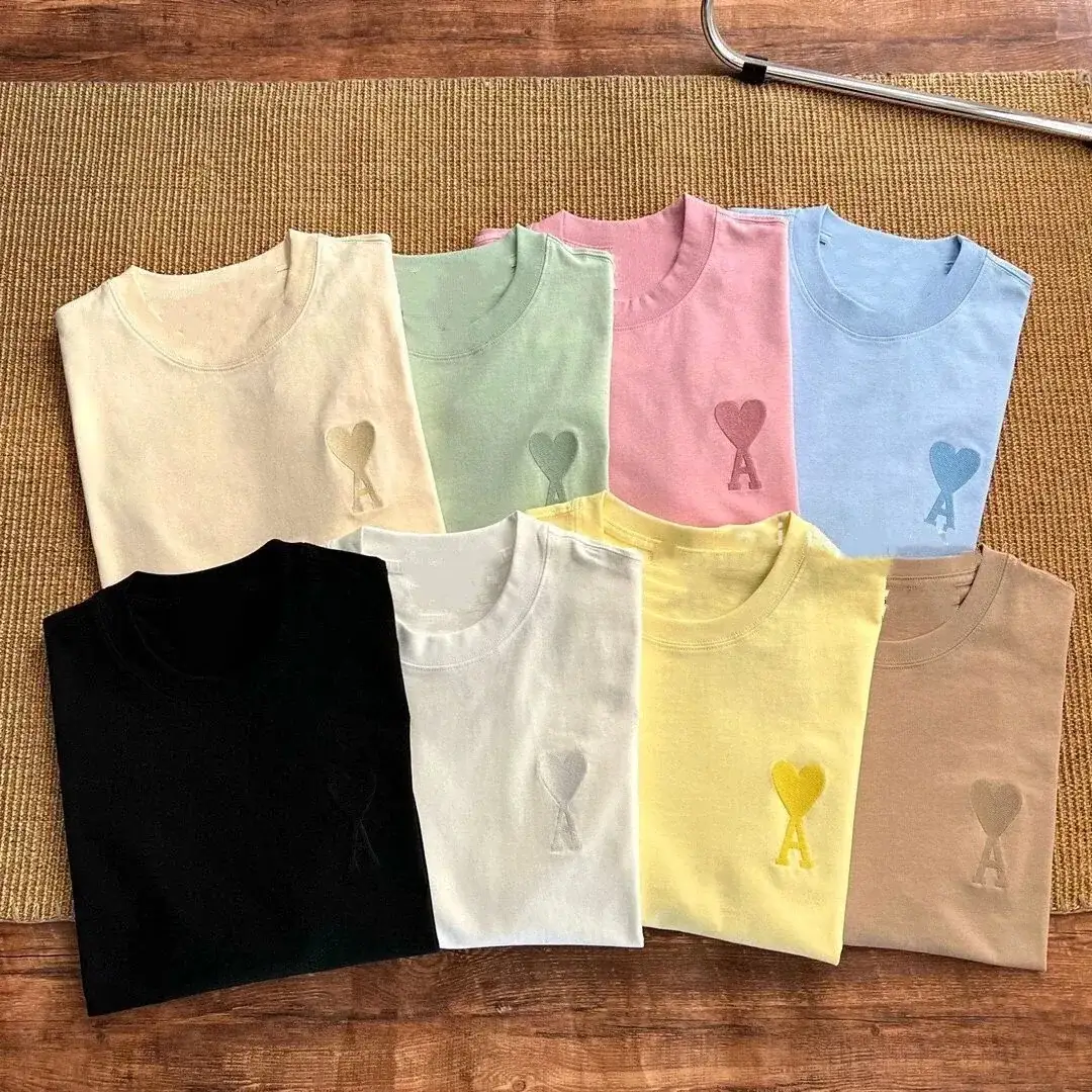 AMI Paris Classic Heart-Embroidered T-Shirt