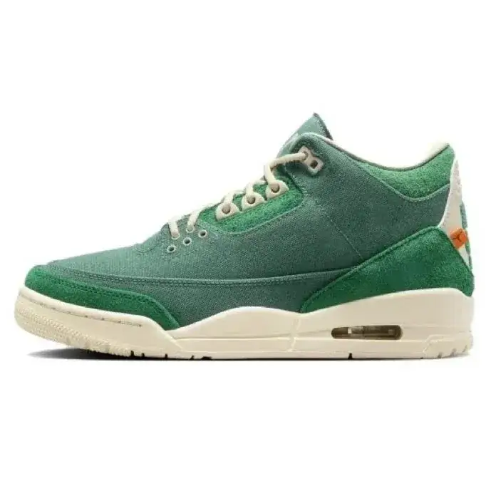 Air Jordan 3 Retro Off Noir and Green