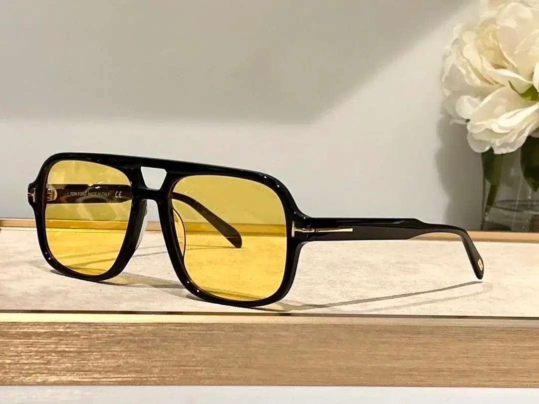 Tom Ford Sunglasses Black Yellow