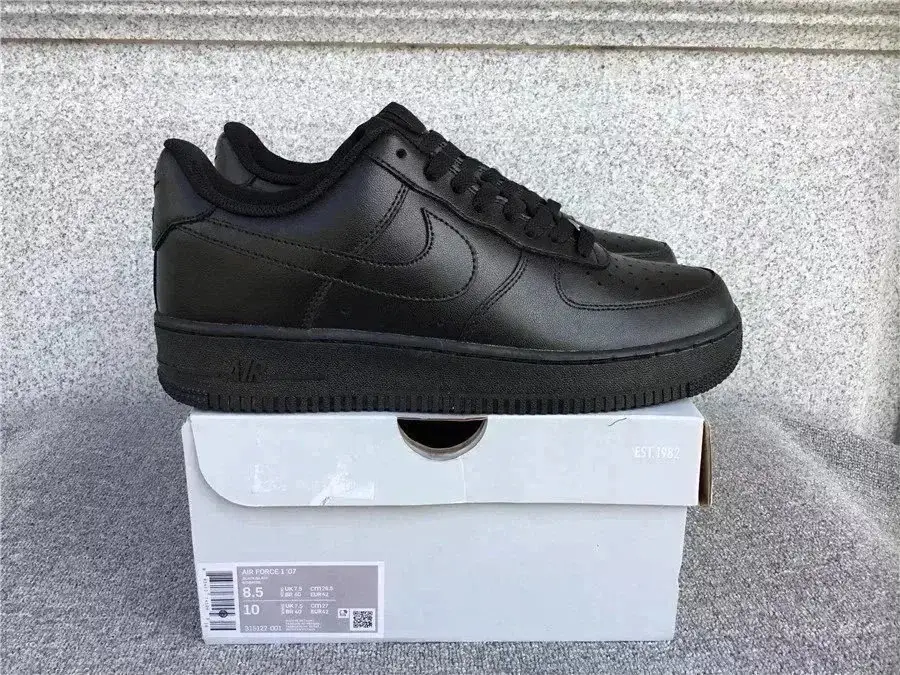 Nike Air Force 1 '07 Triple Black