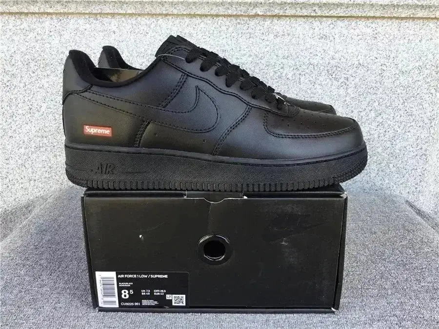 Nike x Supreme Air Force 1 Low Black
