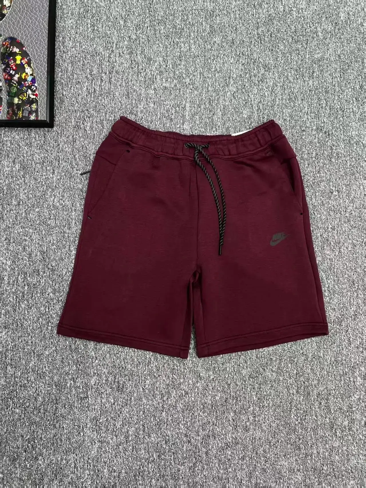 Nike Tech Fleece Shorts Burgundy