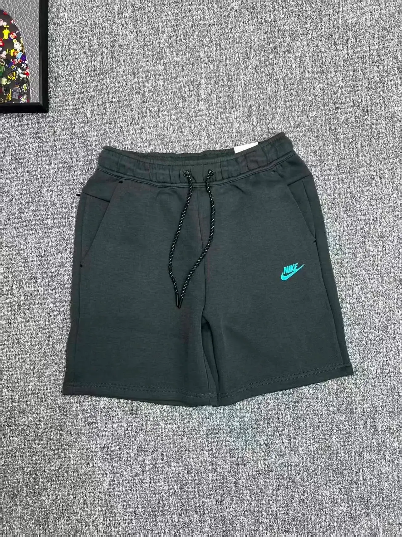 Nike Tech Fleece Shorts Dark Green Turquoise