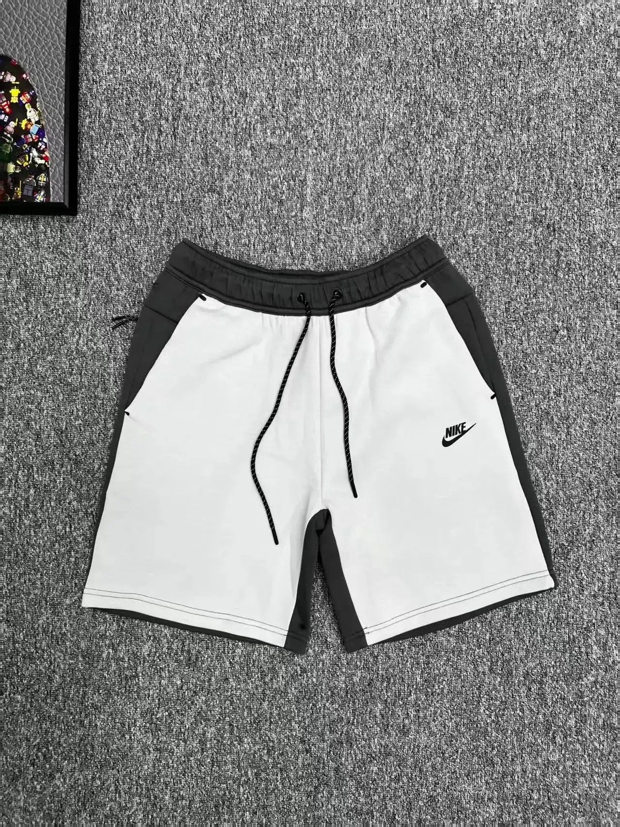 Nike Sportswear Tech Fleece Shorts White Black