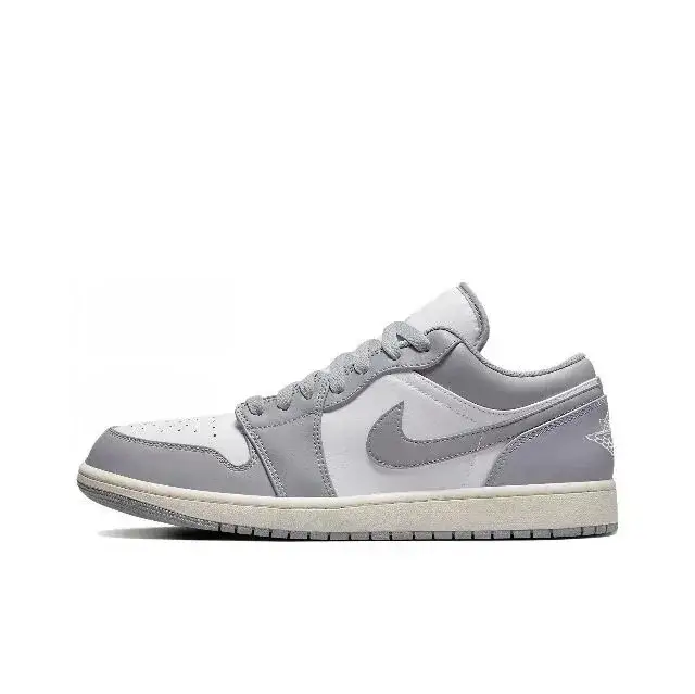Air Jordan 1 Low Light Smoke Grey