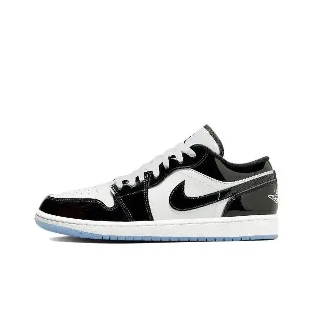 Air Jordan 1 Low Patent Black White