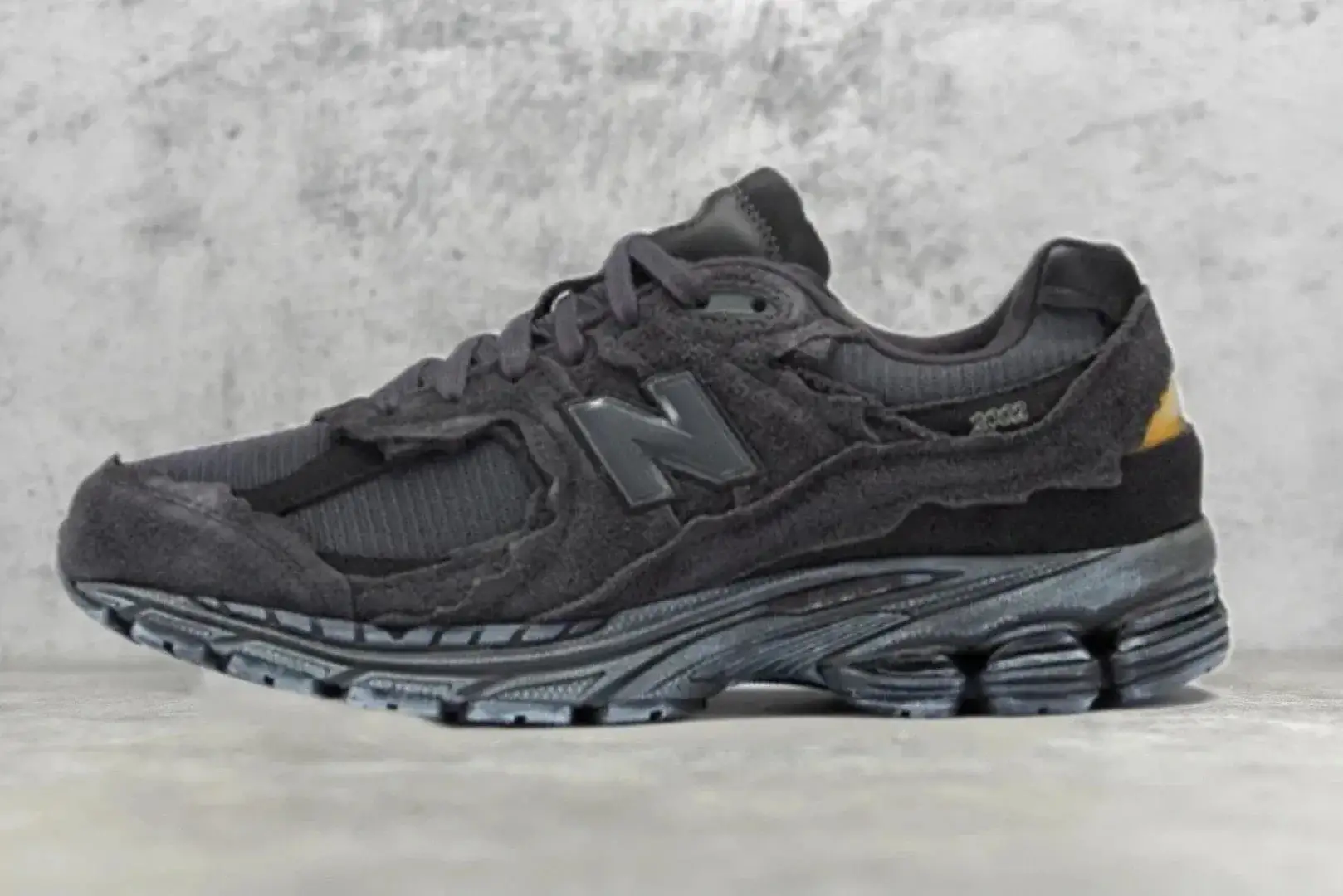 New Balance 2002R Protection Pack Phantom Black