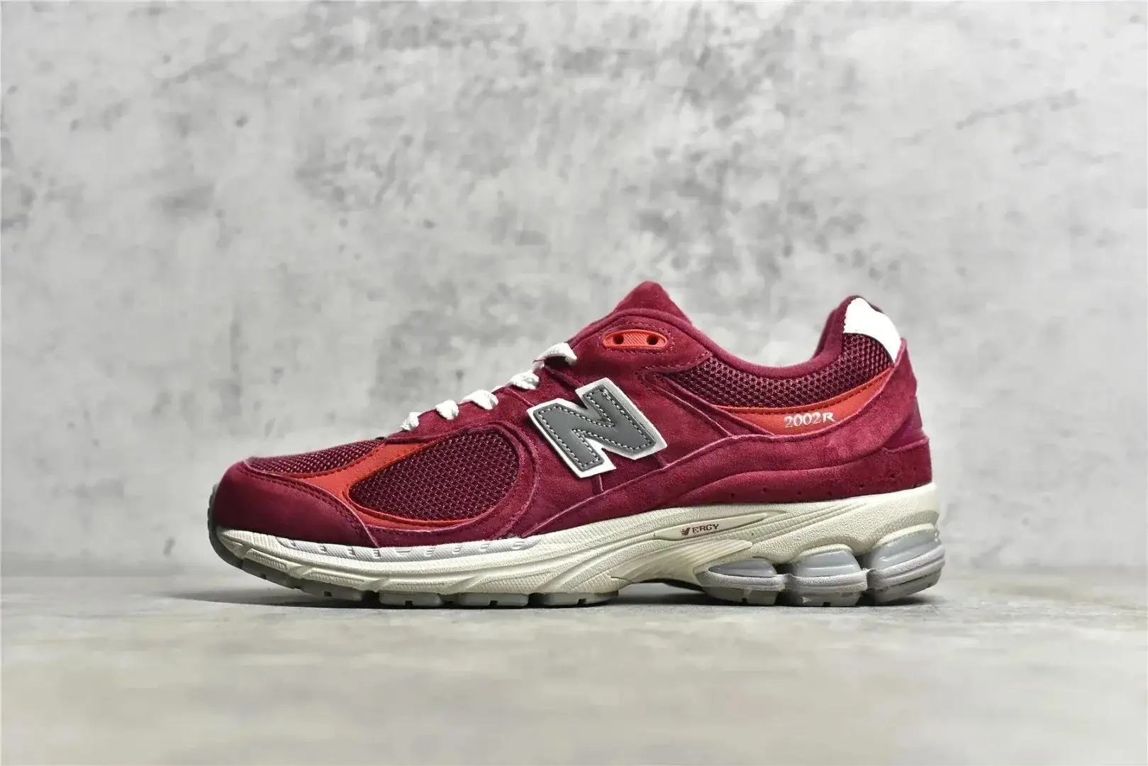 New Balance 2002R Wine Red