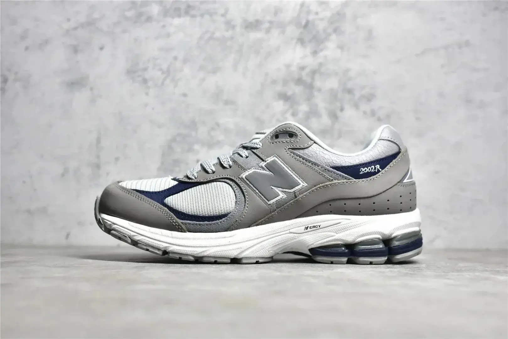 New Balance 2002R Grey Navy