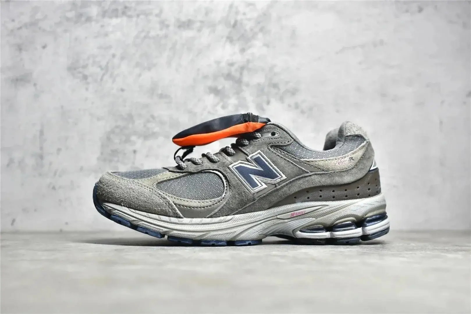 New Balance 2002R Pocket Grey