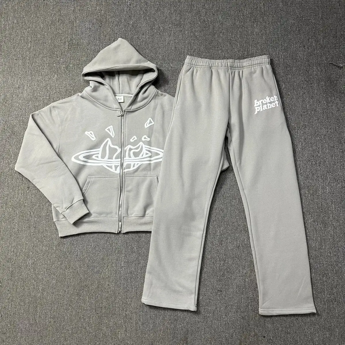Broken Planet Set Grey