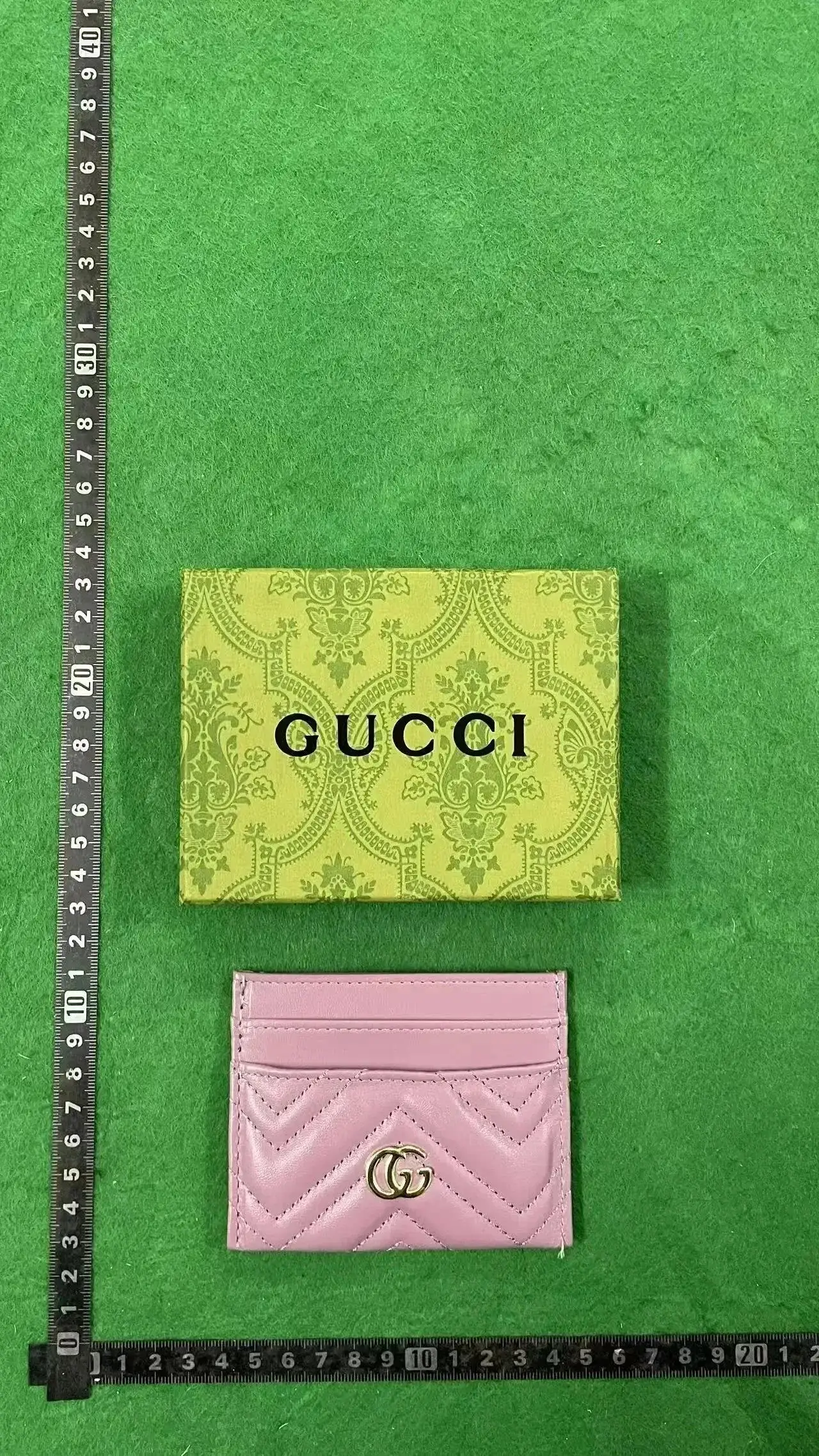 Gucci GG Marmont Card Case Pink