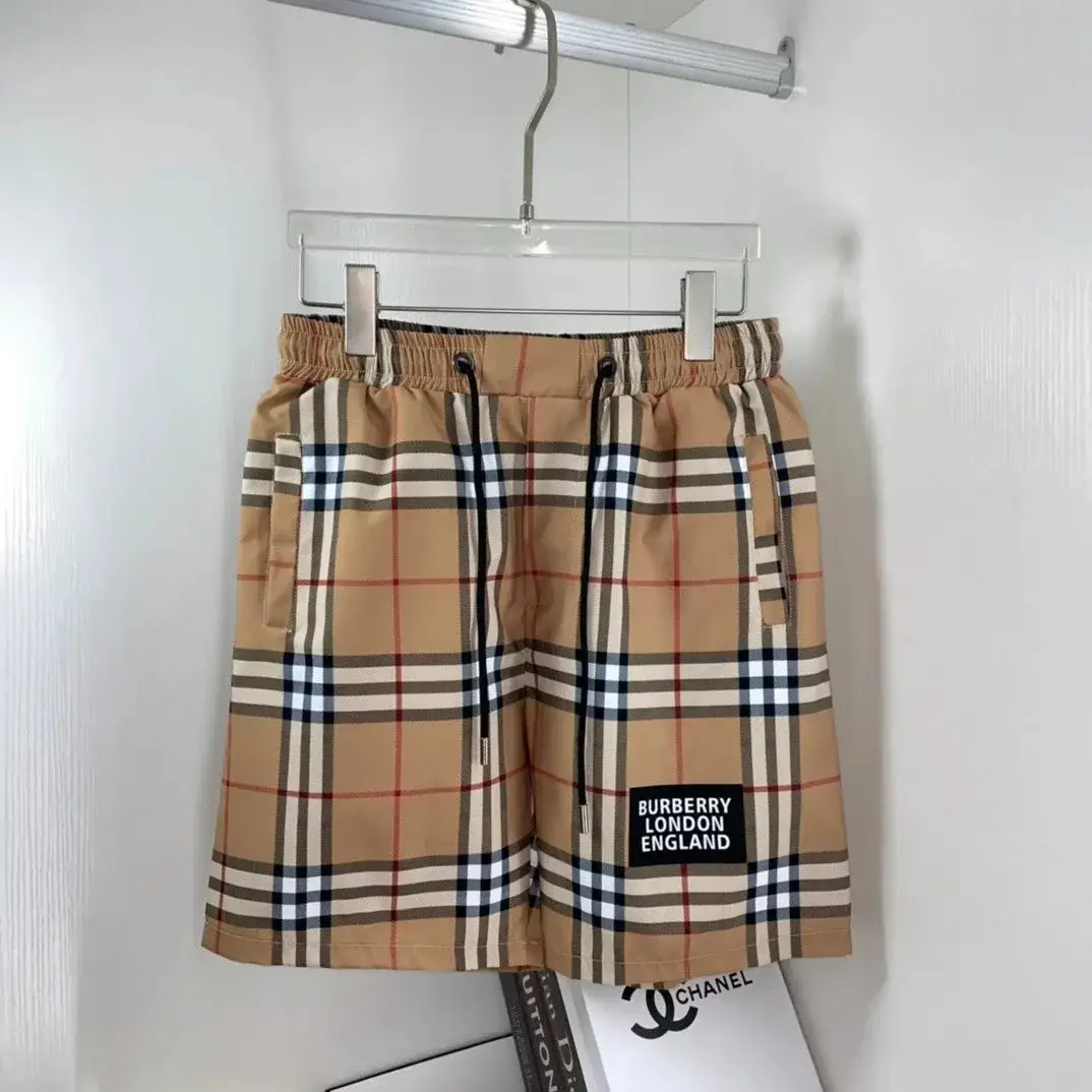 Burberry Vintage Check London England Shorts Beige