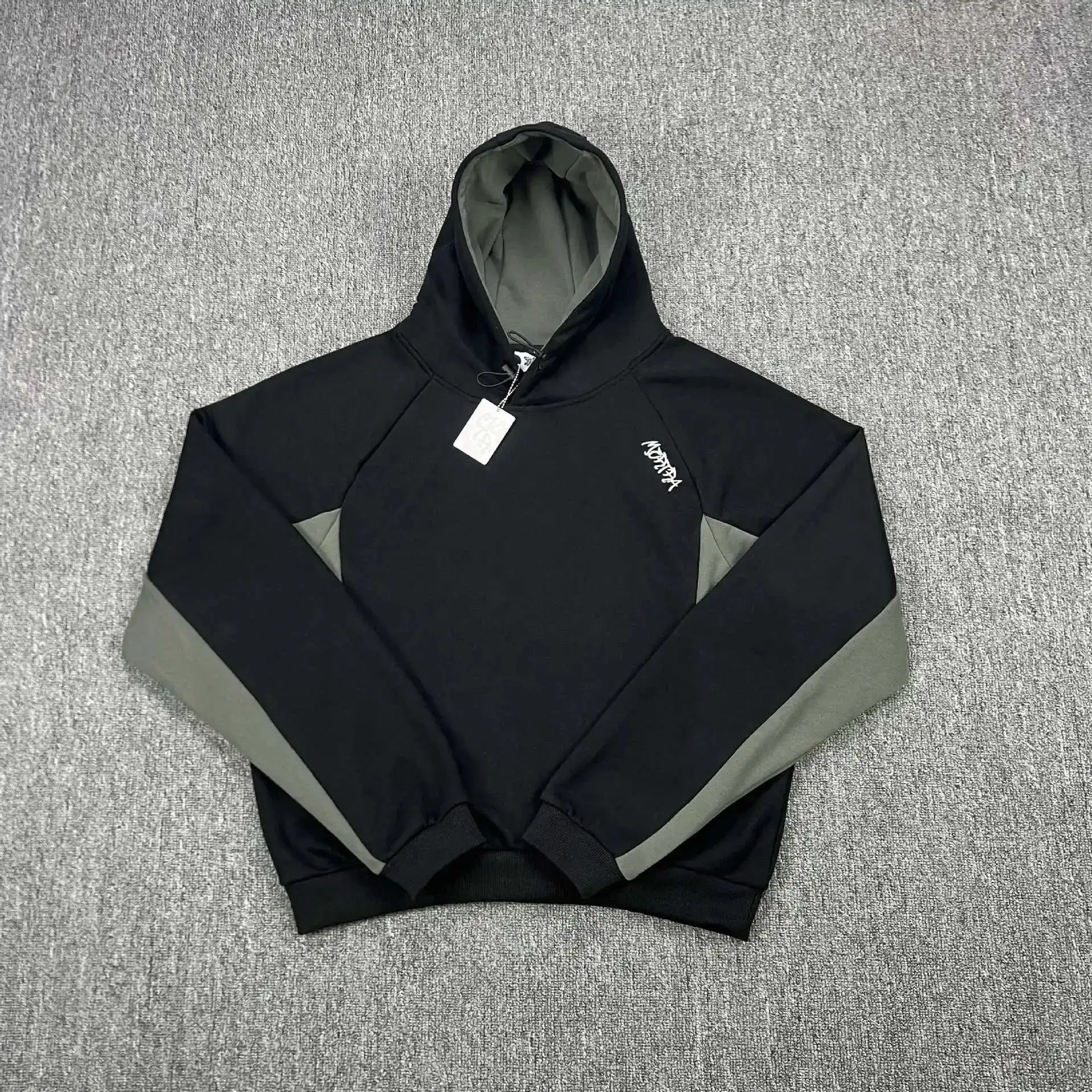 Cortiez Hoodie Black Olive