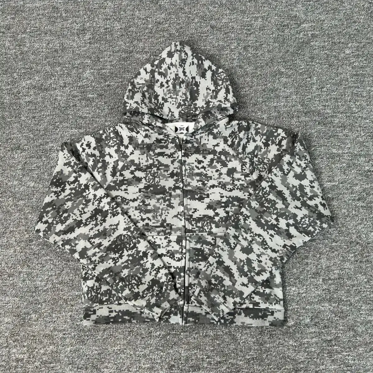 Muertra Gray Digital Camouflage Zip Hoodie
