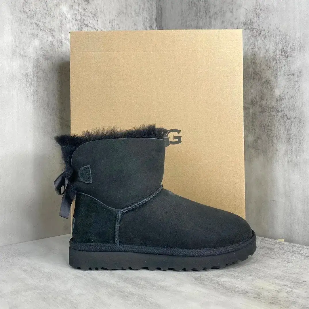 UGG Mini Bailey Bow II Boot Black