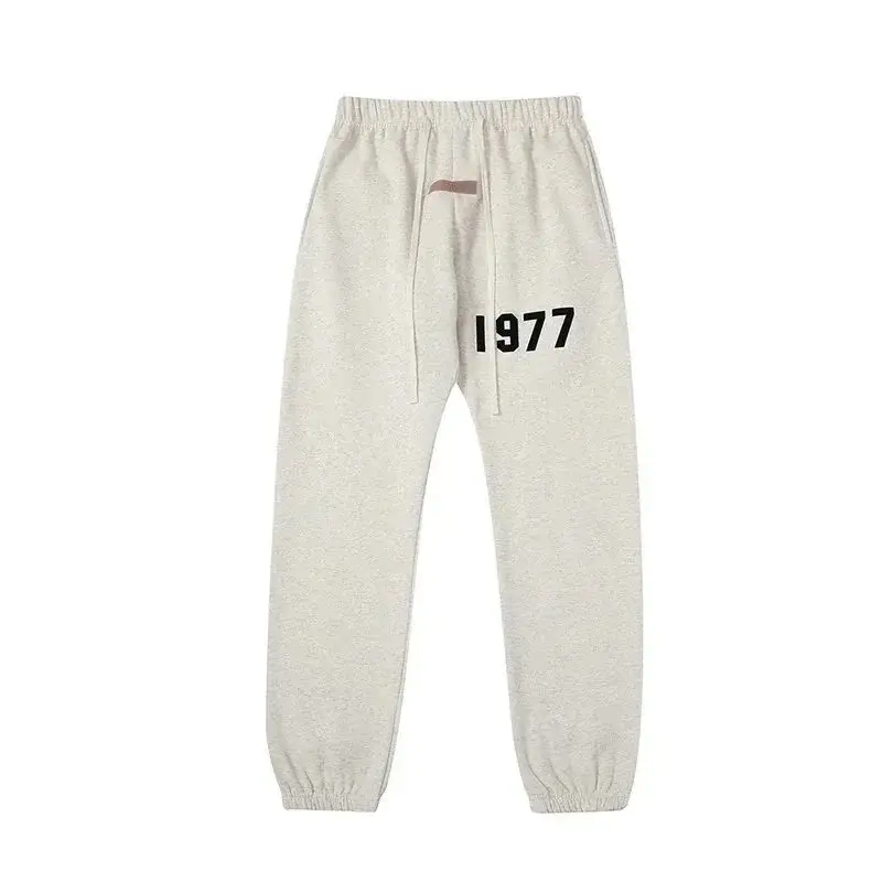 Fear of God Essentials 1977 Sweatpants Light Oatmeal