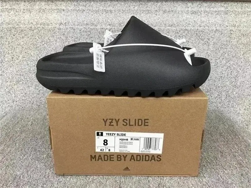 Adidas Yeezy Slide Black