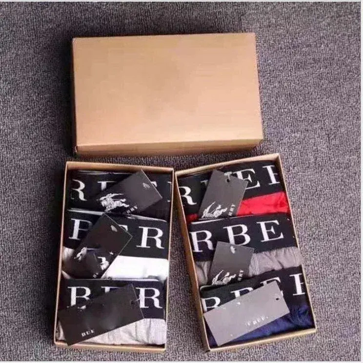 Burberry Men Boxer Briefs Gift Box Set