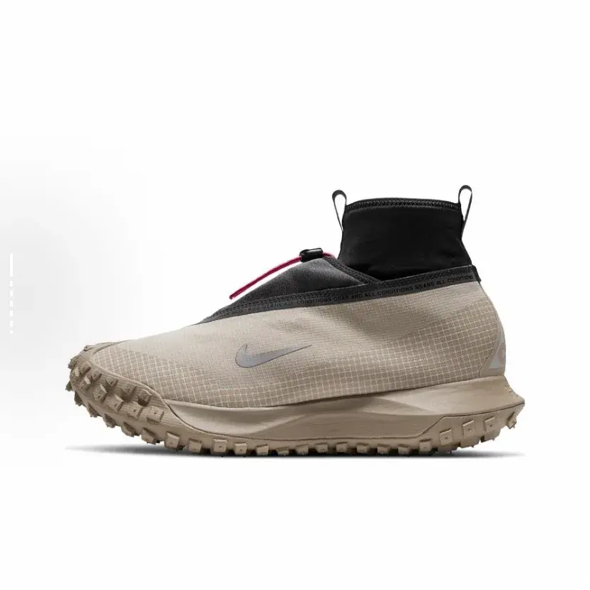 Nike ACG Mountain Fly High Tan
