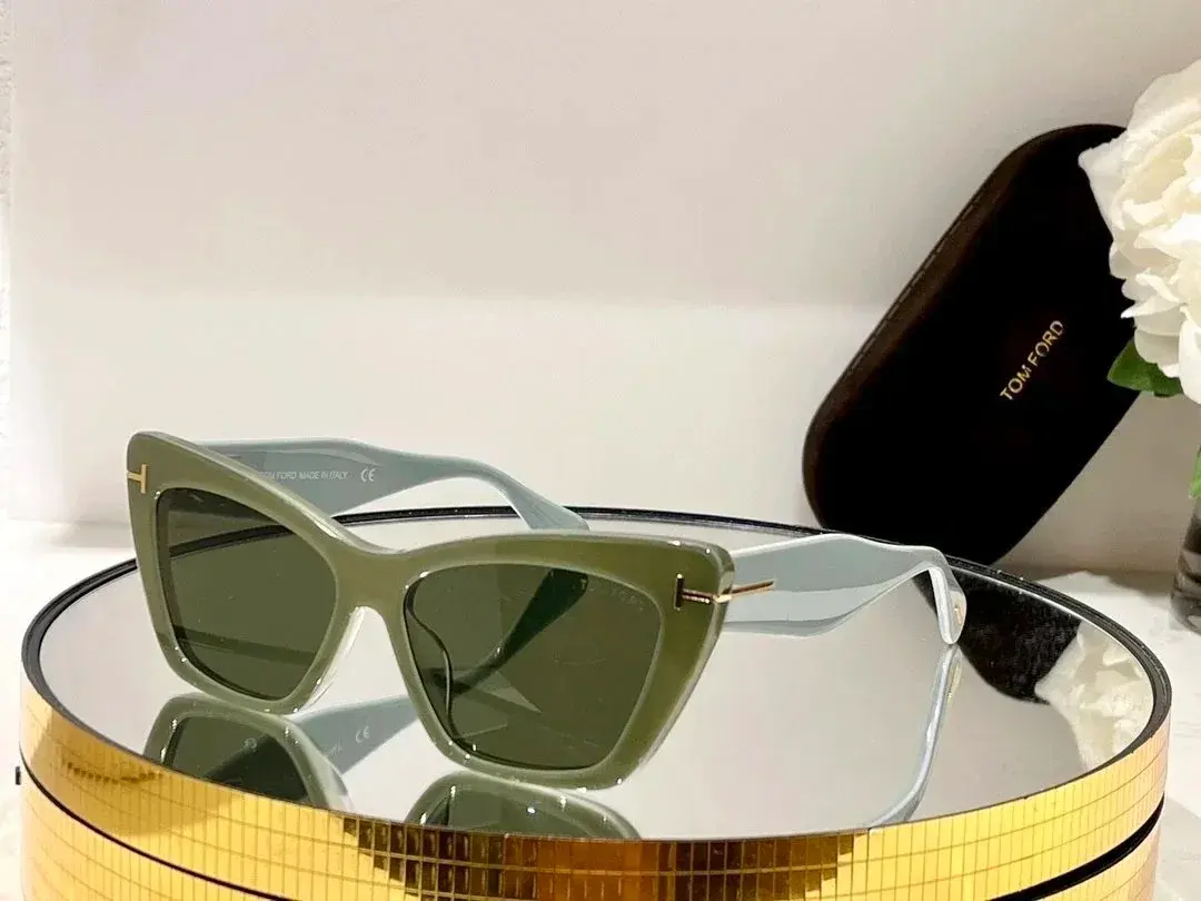 Tom Ford Cat Eye Sunglasses Olive Green