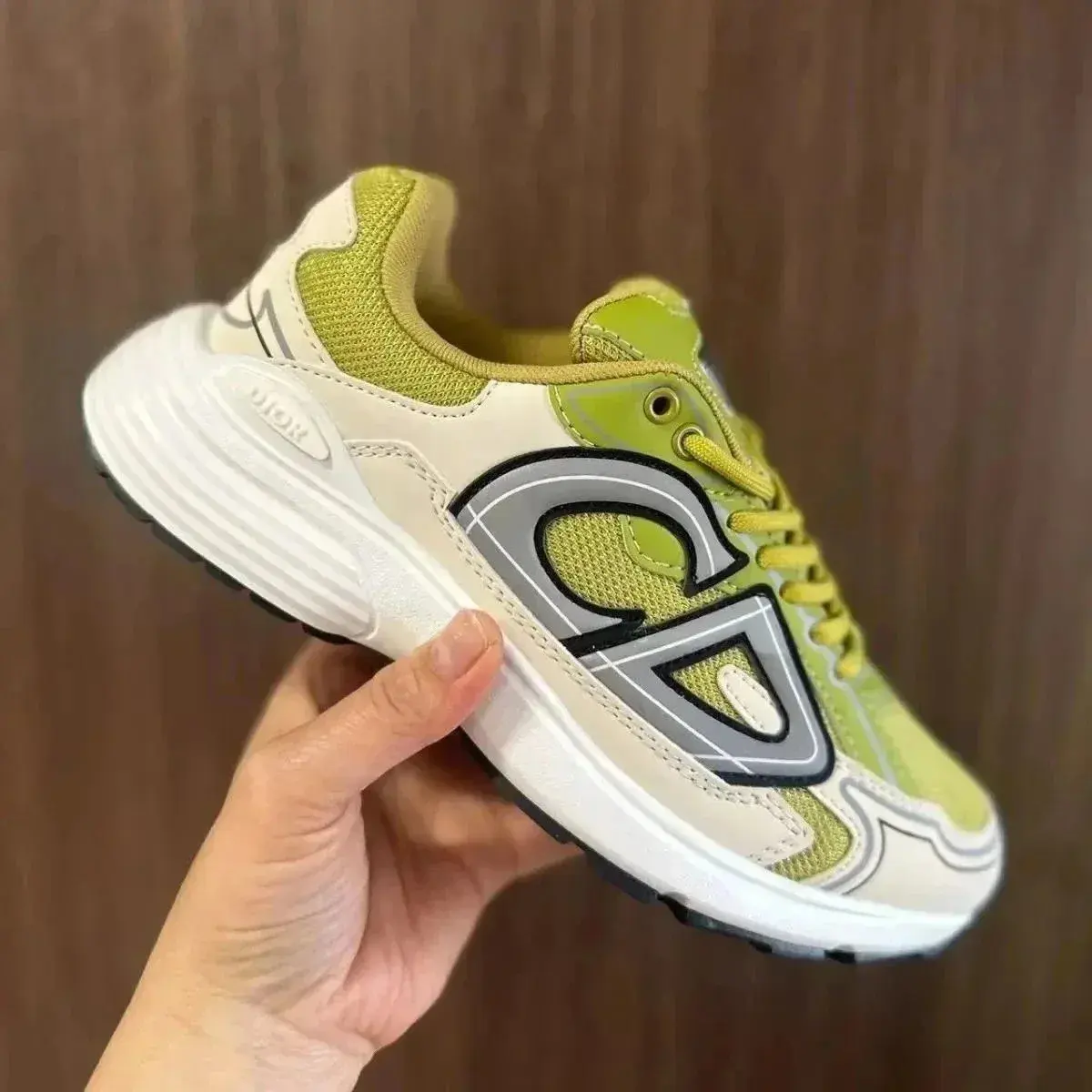 Dior B30 Grass Green