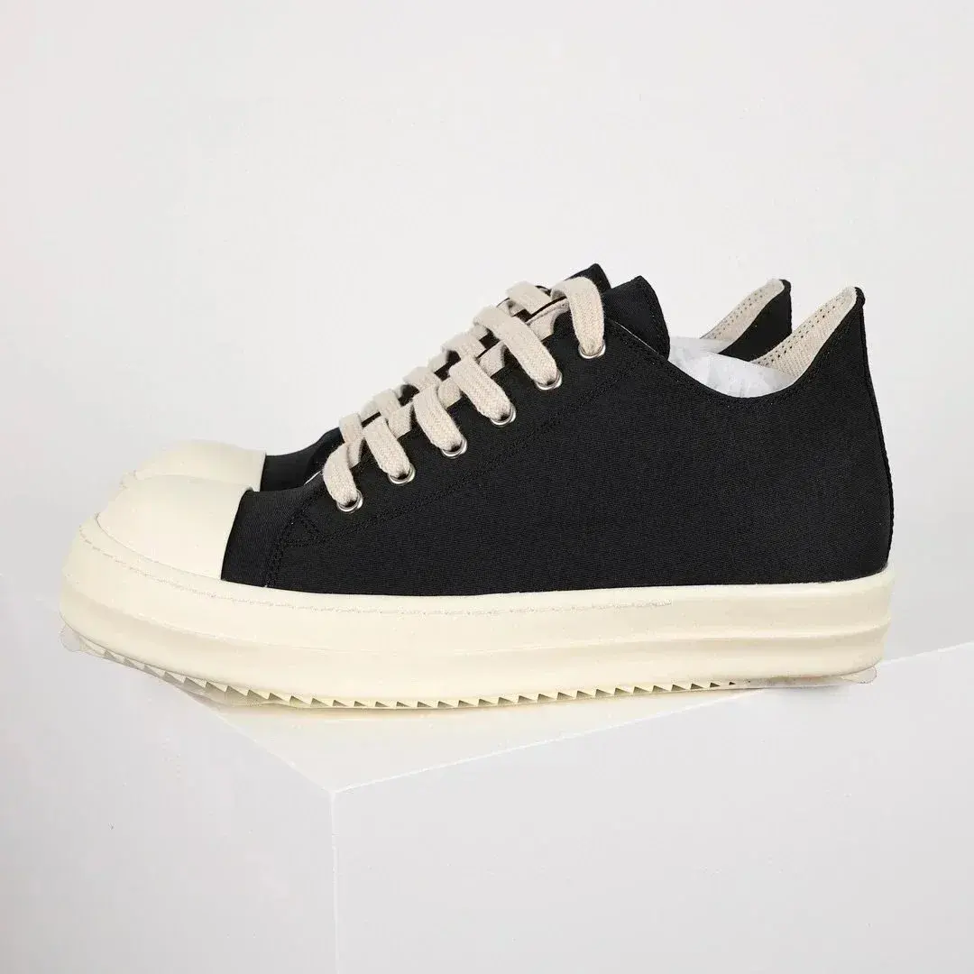 Rick Owens Jumbo Lace Low Sneakers Black Canvas