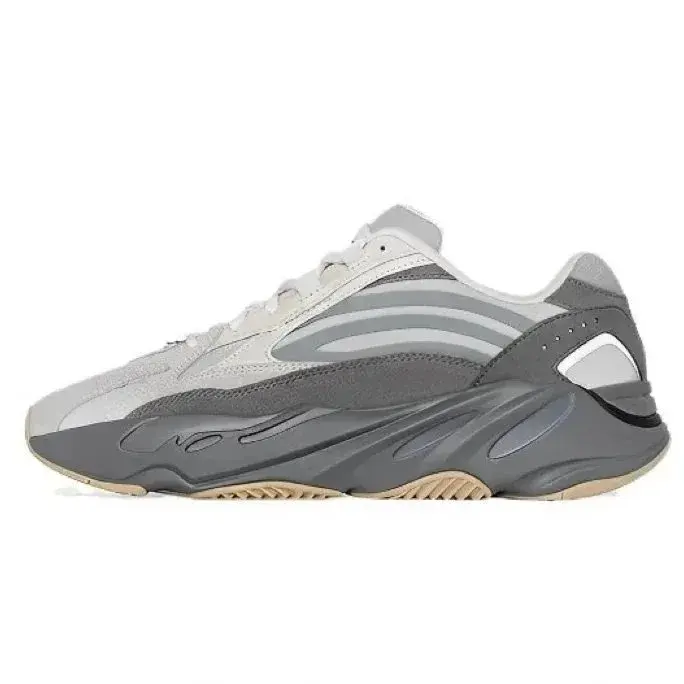 Adidas Yeezy Boost 700 V2 Static