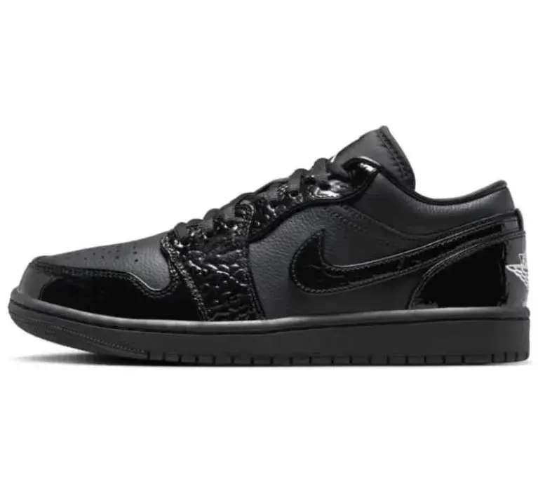 Air Jordan 1 Low Triple Black Patent