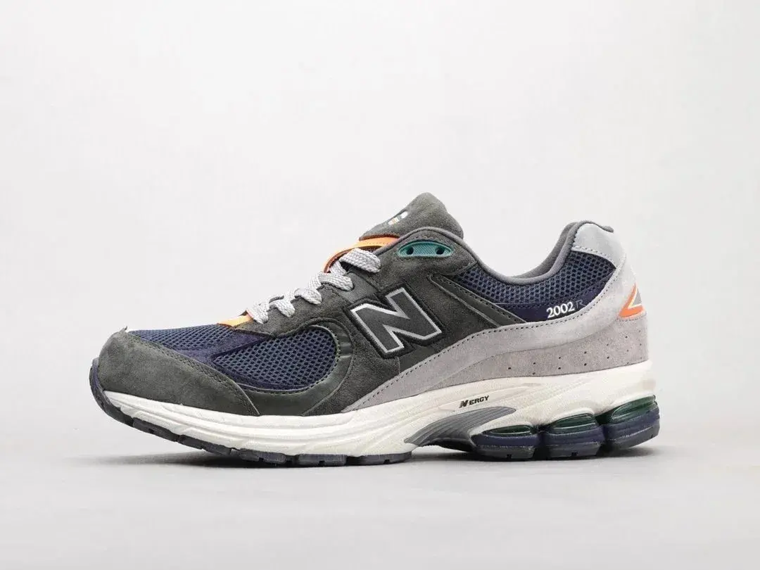 New Balance 2002R Dark Navy Green