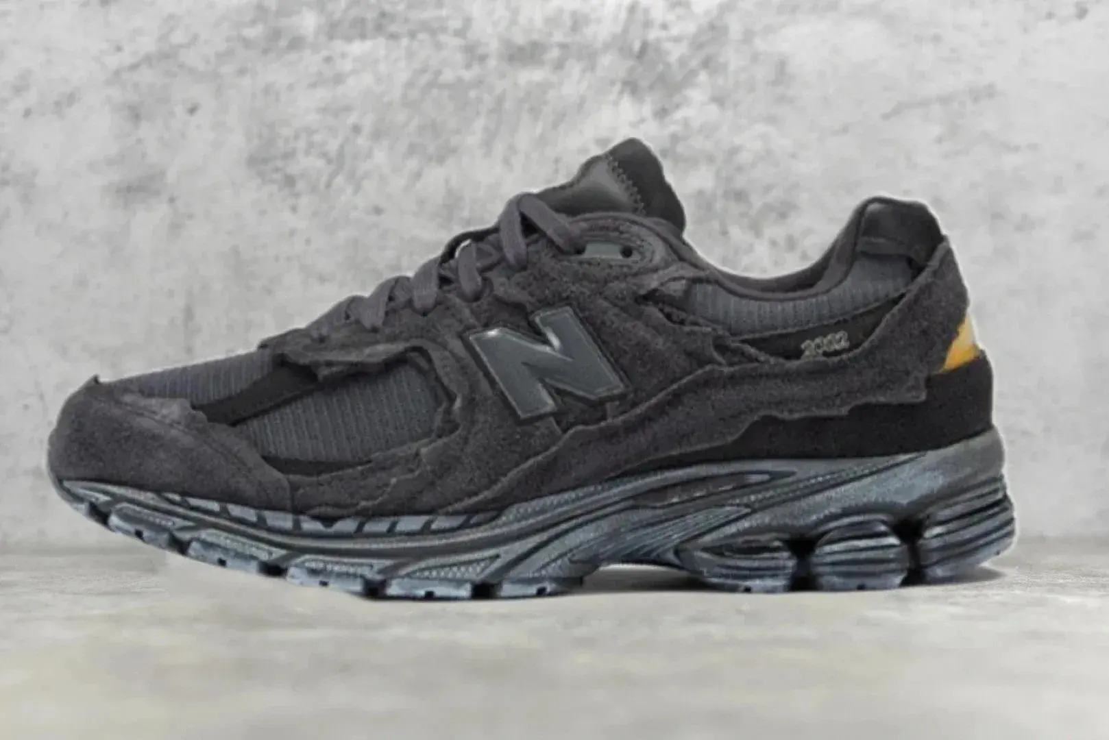 New Balance 2002R Protection Pack Phantom