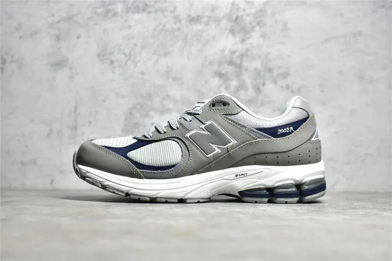 New Balance 2002R Grey Dark Blue