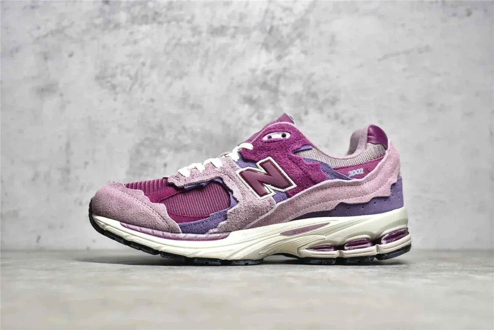 New Balance 2002R Protection Pack Pink