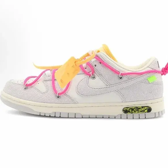 Off-White x Nike Dunk Low The 23