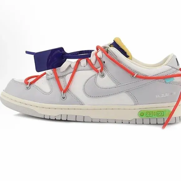 Off-White x Nike Dunk Low The 23