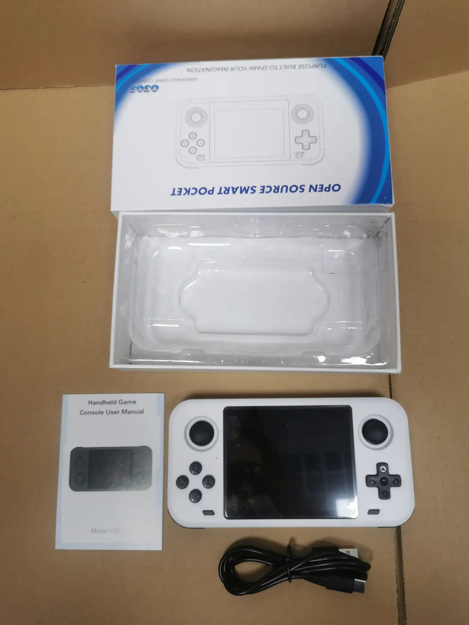 Powkiddy Q35S Handheld Game Console White