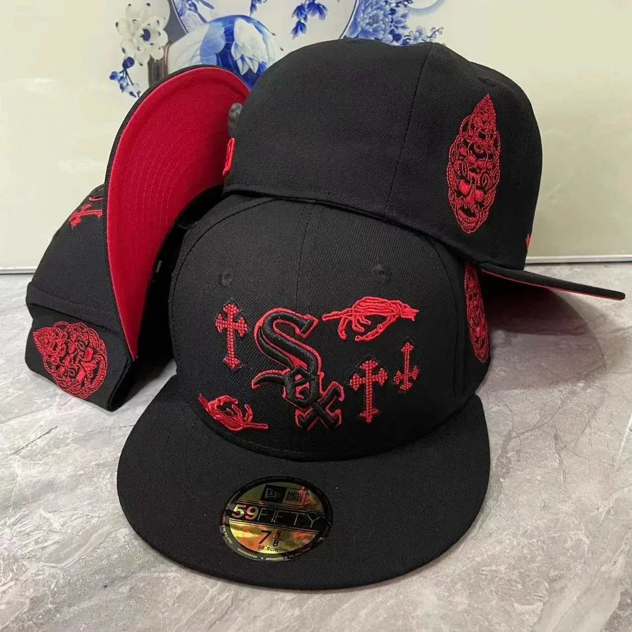New Era Chicago White Sox Cross Red Black Hat