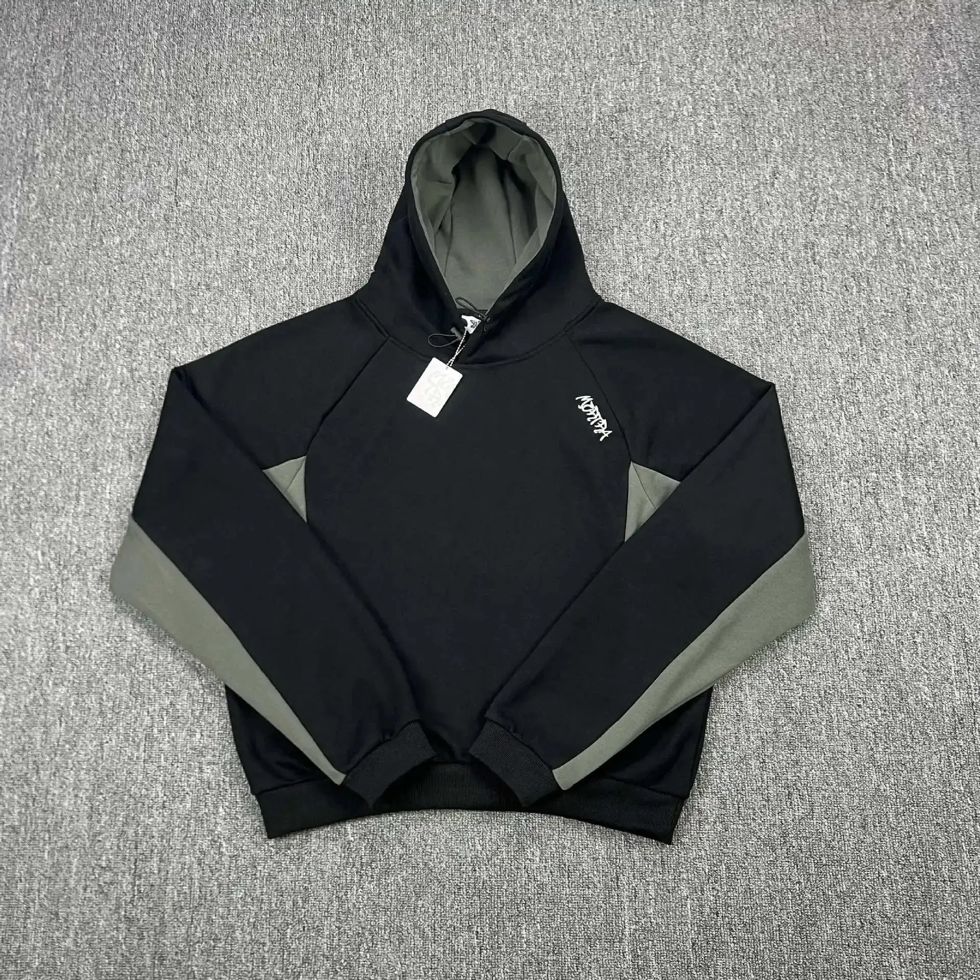 Cortiez Hoodie Black Olive