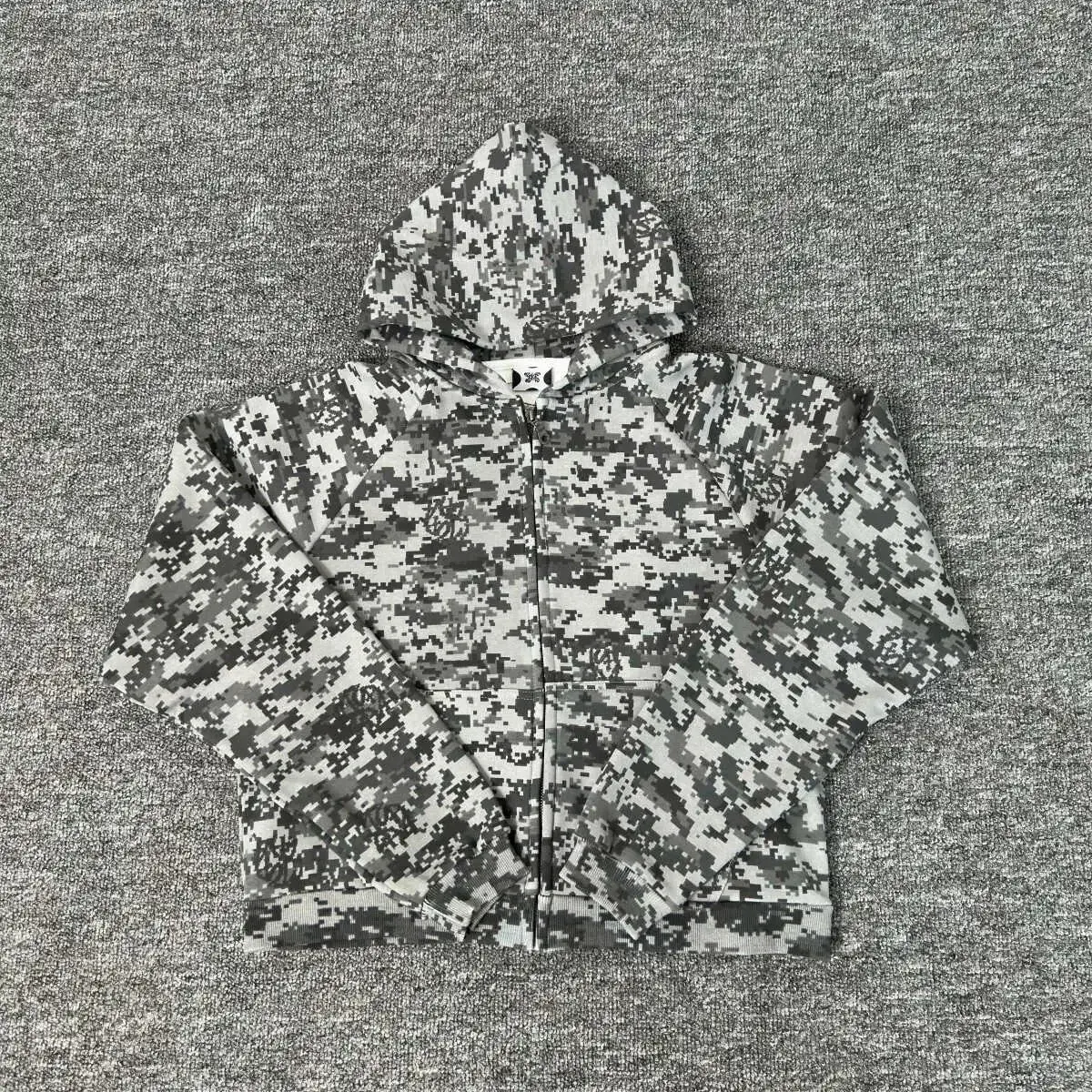 Muertra Gray Digital Camouflage Zip Hoodie