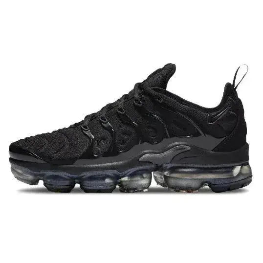 Nike Air VaporMax Plus Triple Black