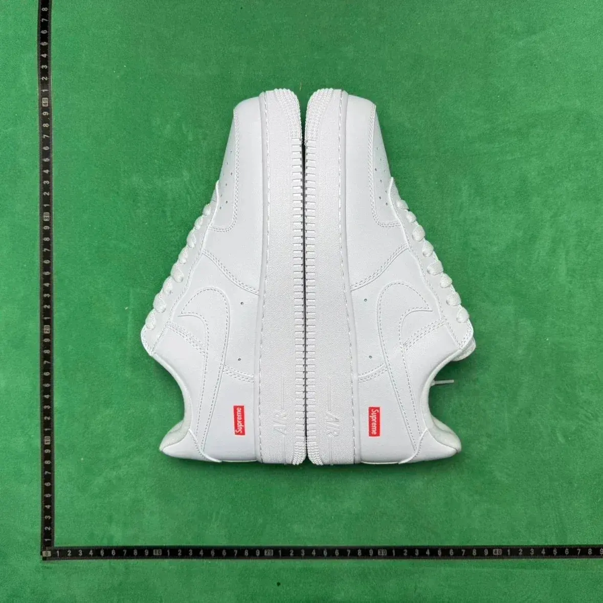 Nike Air Force 1 Sneakers