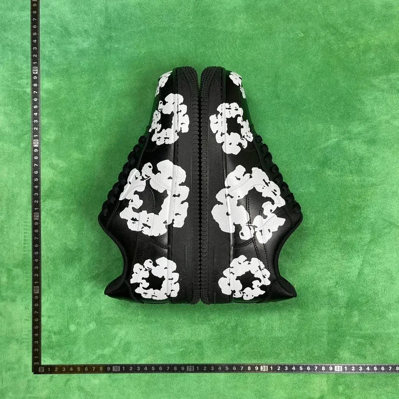 Nike Air Force 1 Sneakers