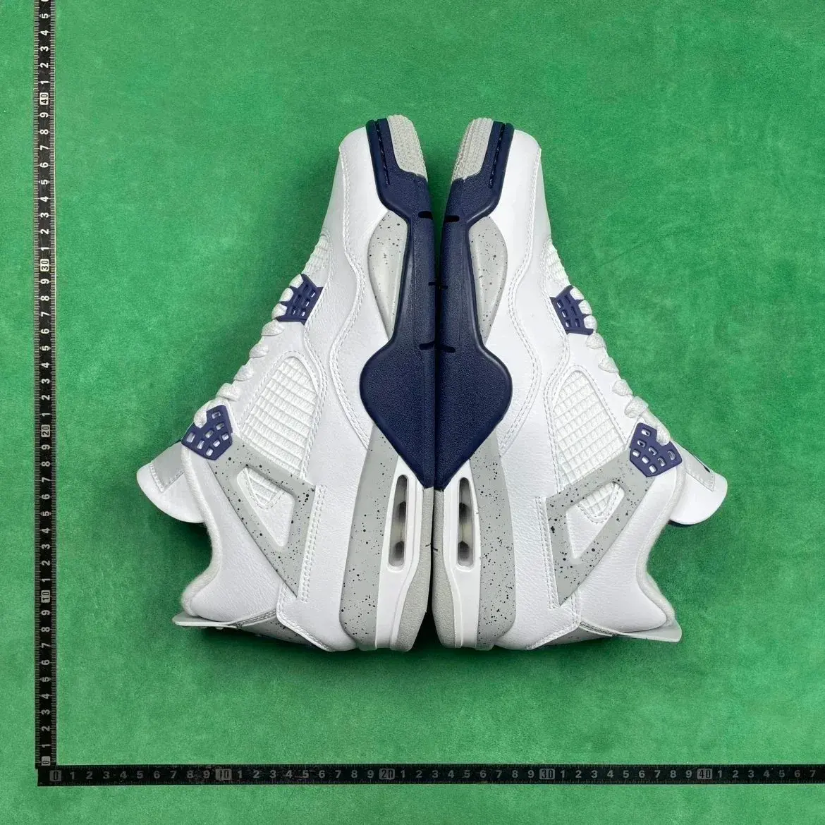 Air Jordan 4 Sneakers