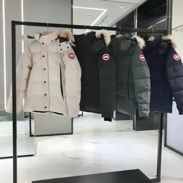 Canada Goose Puffer Vest