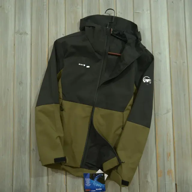 Mammut hooded windbreaker