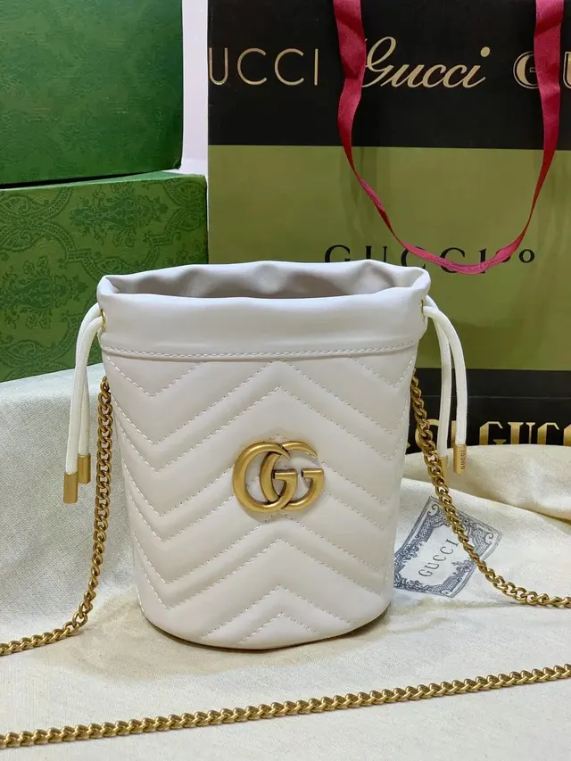Gucci GG Marmont Mini Bucket Bag