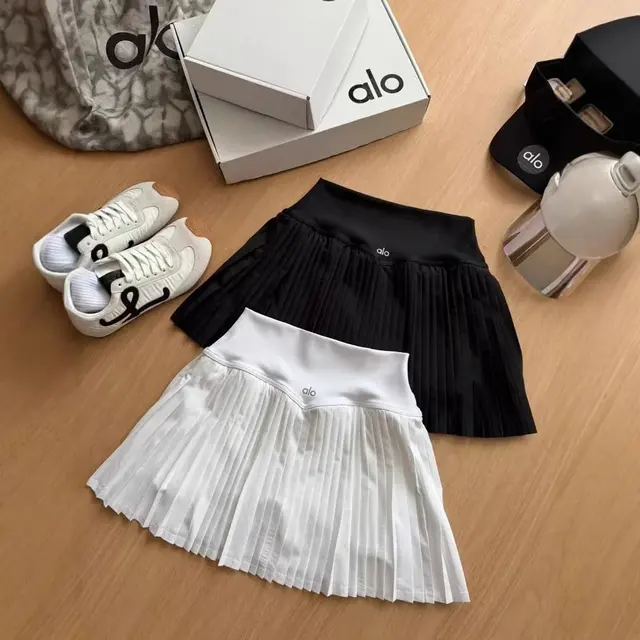 Alo pleated tennis skirt