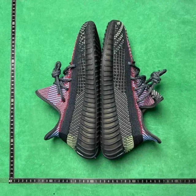 Yeezy 350 Yecheil