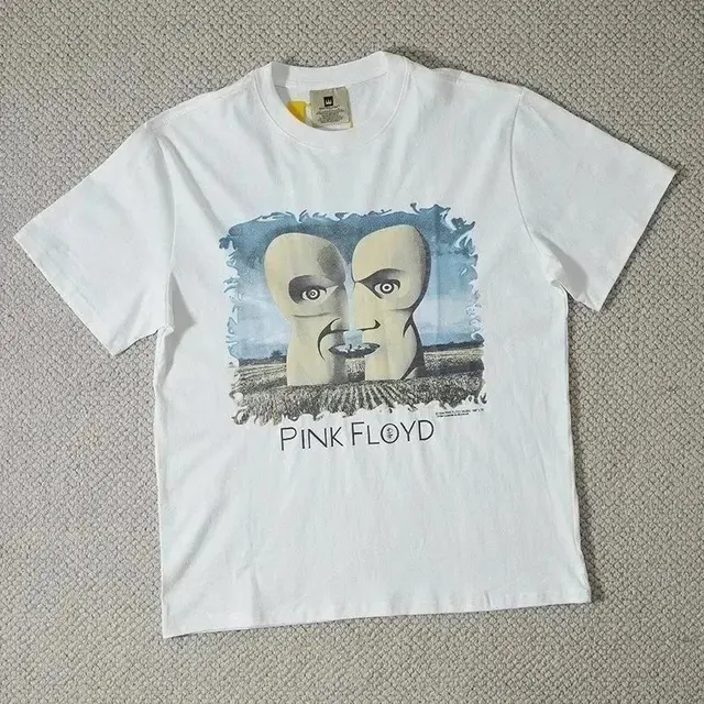 Pink Floyd Division Bell Graphic T-Shirt